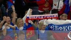 На Чемпионате мира по хоккею в Германии российская команда остается в лидерах после шести побед подряд