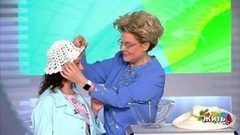 Солнечный удар. Как пережить жару. Жить здорово! Фрагмент выпуска от 04.07.2017
