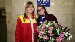 Московское метро. Острый репортаж с Аллой Михеевой. Вечерний Ургант. Фрагмент выпуска от 19.04.2018