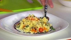 Пробуем кус-кус. Жить здорово! Фрагмент выпуска от 18.02.2016