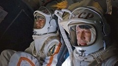 «Первые — люди с характером». Евгений Миронов и Константин Хабенский о работе над фильмом «Время первых». Специальный репортаж