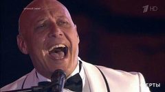 Сергей Трофимов и Денис Майданов — «Жена». «День семьи, любви и верности». Праздничный концерт. Фрагмент выпуска от 08.07.2017