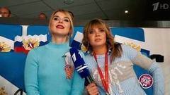 Кубок Первого канала по хоккею. Острый репортаж с Аллой Михеевой. Вечерний Ургант. Фрагмент выпуска от 22.12.2017