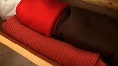 Как хранить трикотажные вещи