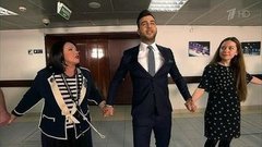 Иван Ургант и Надежда Бабкина собирают всероссийский хоровод. Пролог. Вечерний Ургант. Фрагмент выпуска от 17.03.2016