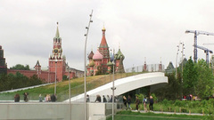 Лучше узнать и полюбить Москву гостям Чемпионата мира по футболу FIFA 2018 в России™ помогут сотни городских волонтеров