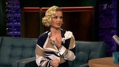 Певица Полина Гагарина. Вечерний Ургант. Фрагмент выпуска от 15.03.2016