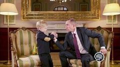 Взгляд снизу на президента. Вечерний Ургант. Фрагмент выпуска от 06.10.2017