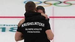 Третья медаль России на Олимпийских играх в Пхенчхане. Эмоции керлингистов Александра Крушельницкого и Анастасии Брызгаловой после завоевания бронзовой медали