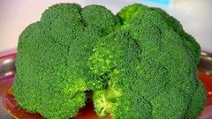 Капуста брокколи. Продукт-защитник. Жить здорово! Фрагмент выпуска от 11.02.2016