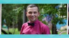 Николай: ведущий свадеб и праздников, не любит мыть посуду, ищет пышногрудую хохотушку в стильных очках. Давай поженимся! Фрагмент выпуска от 18.09.2017