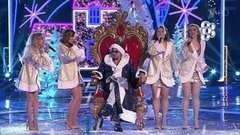 Дмитрий Нагиев и «Фонограф-Симфо-Джаз» — «Пусть идет снег!». Новогодняя ночь на Первом. Фрагмент выпуска от 31.12.2015