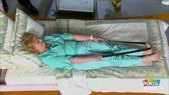 Облегчаем утреннюю боль в ногах. Жить здорово! Фрагмент выпуска от 01.09.2016