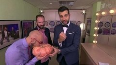 Подсанкционный подарок от Рэйфа Файнса. Пролог. Вечерний Ургант. Фрагмент выпуска от 30.10.2015