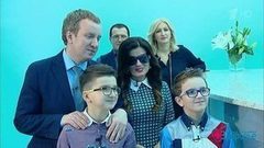 Первая помощь при инсульте с семьей Дианы Гурцкой. Здоровье. Фрагмент выпуска от 11.12.2016