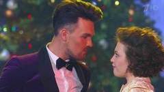Александр Панайотов, Дарья Антонюк — «You're The One That I Want». Новогодняя ночь на Первом. Фрагмент выпуска от 31.12.2016