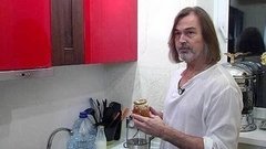 В гостях у Никаса Сафронова