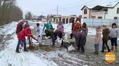 Ремонт дороги своими руками. Доброе утро. Фрагмент выпуска от 08.02.2017
