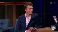 Гонщик «Формулы-1» Даниил Квят. Вечерний Ургант. Фрагмент выпуска от 24.04.2017