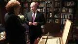 Владимир Путин лично вручил премию «За вклад в укрепление российской нации» филологу Людмиле Вербицкой